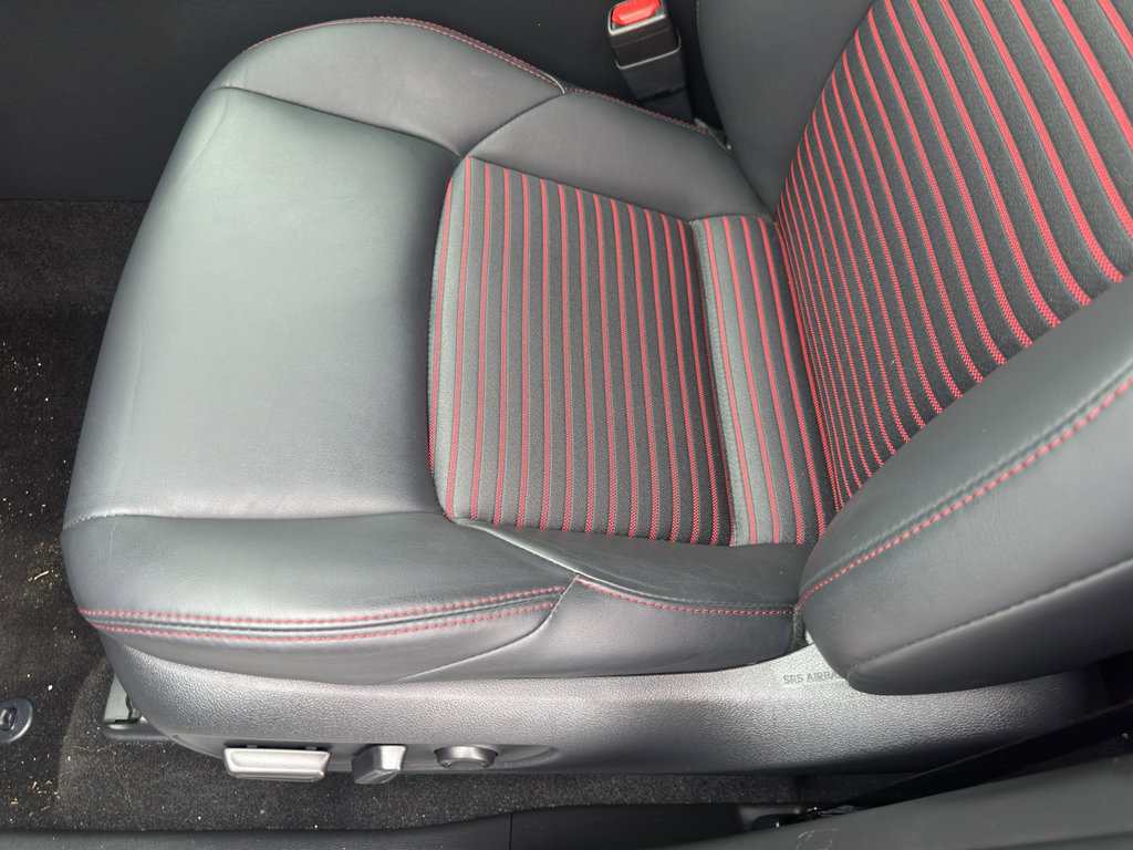 Used 2024 Toyota RAV4 XSE AWD/4WD image 21