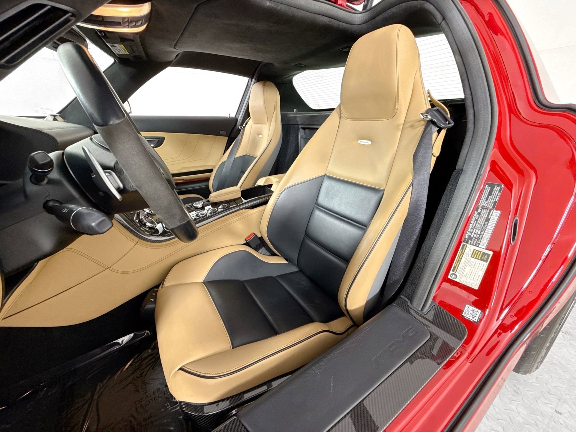 Used 2011 Mercedes-Benz SLS AMG Coupe image 9