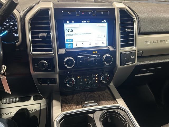Used 2018 Ford F250 Lariat w/ Chrome Package image 17