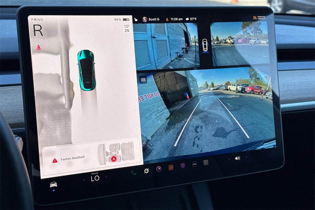 Used 2024 Tesla Model Y 2WD image 19