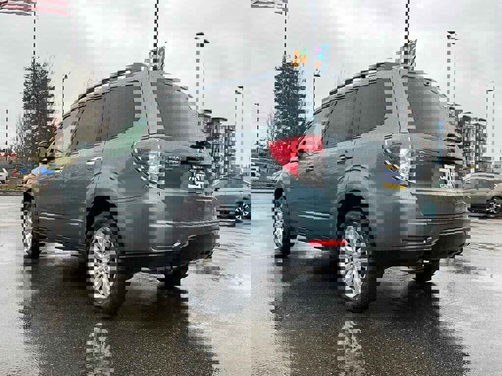 Used 2012 Subaru Forester 2.5X Premium w/ All-Weather Pkg image 6