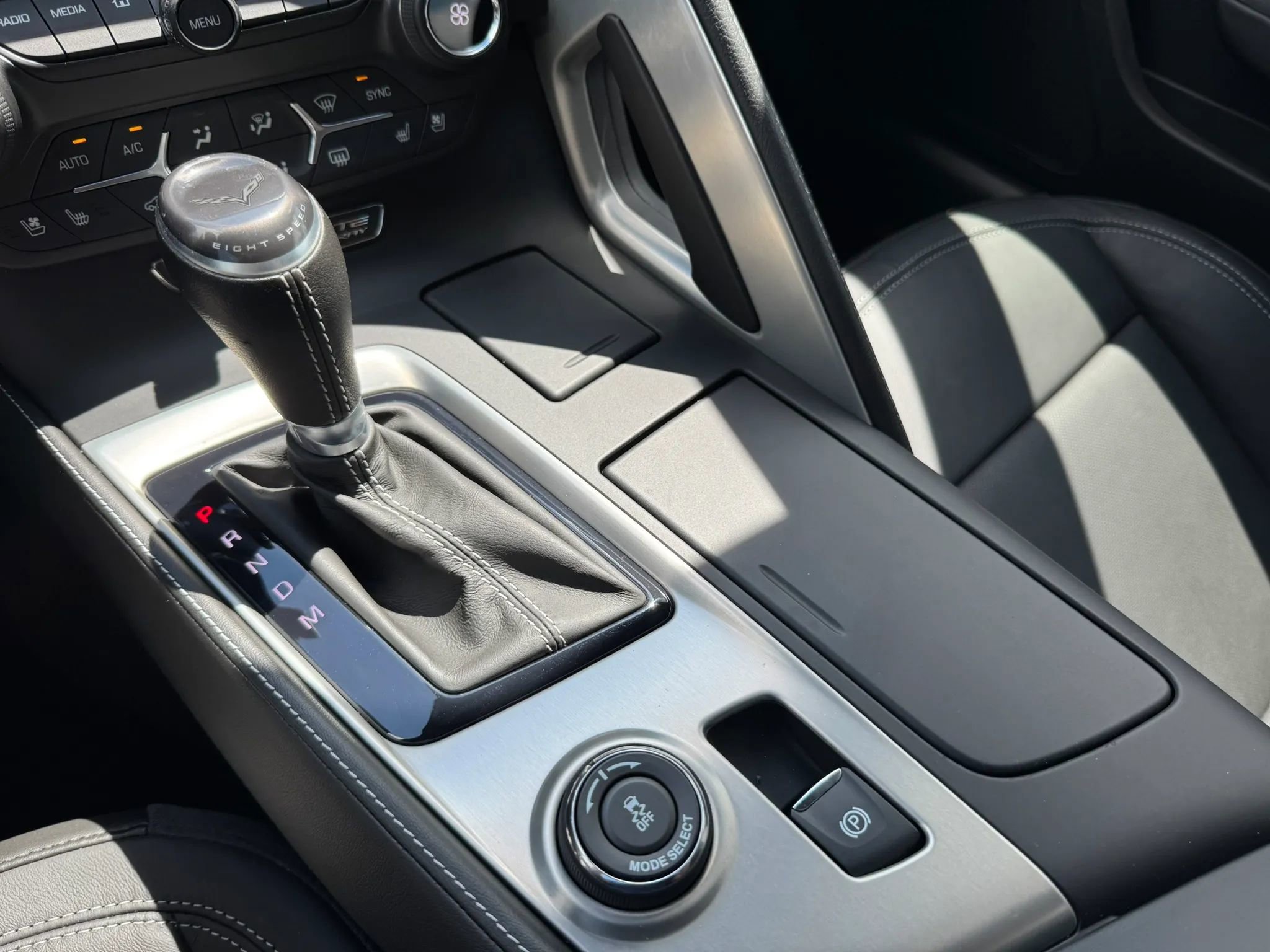 Used 2016 Chevrolet Corvette Stingray Coupe w/ 2LT Preferred Equipment Group image 32