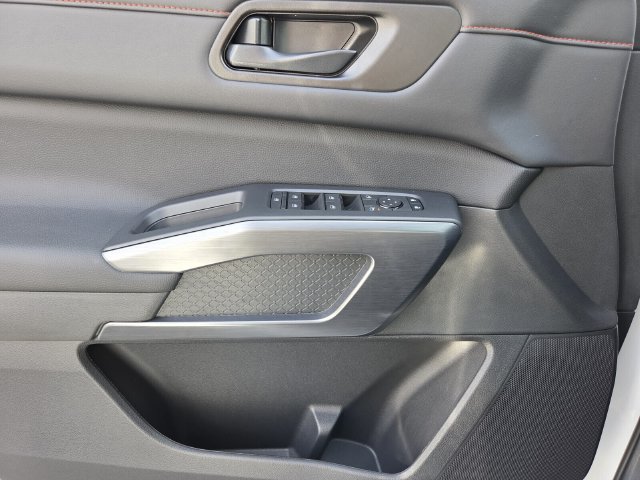 New 2026 Nissan Pathfinder Rock Creek w/ Rock Creek Premium Package AWD/4WD image 23
