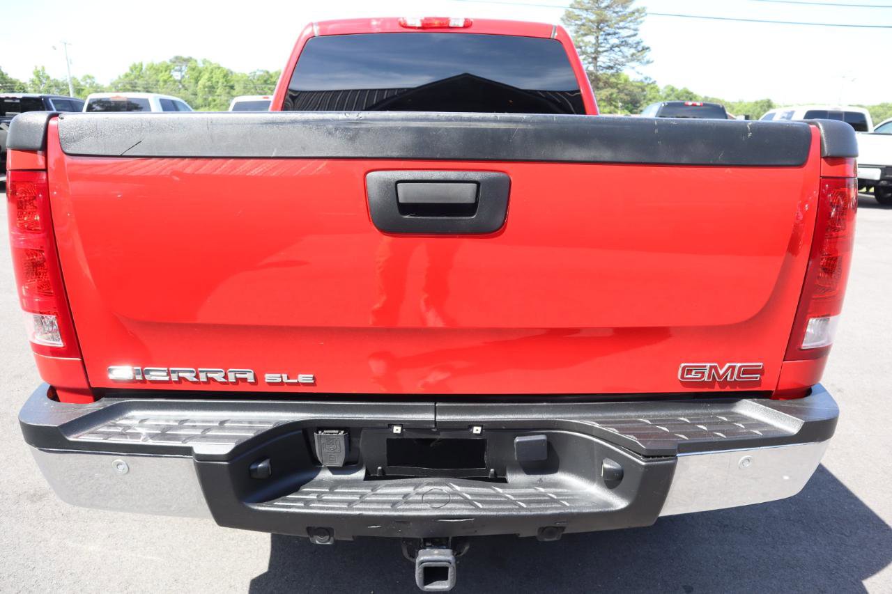Used 2009 GMC Sierra 2500 SLE w/ Convenience Package AWD/4WD image 8