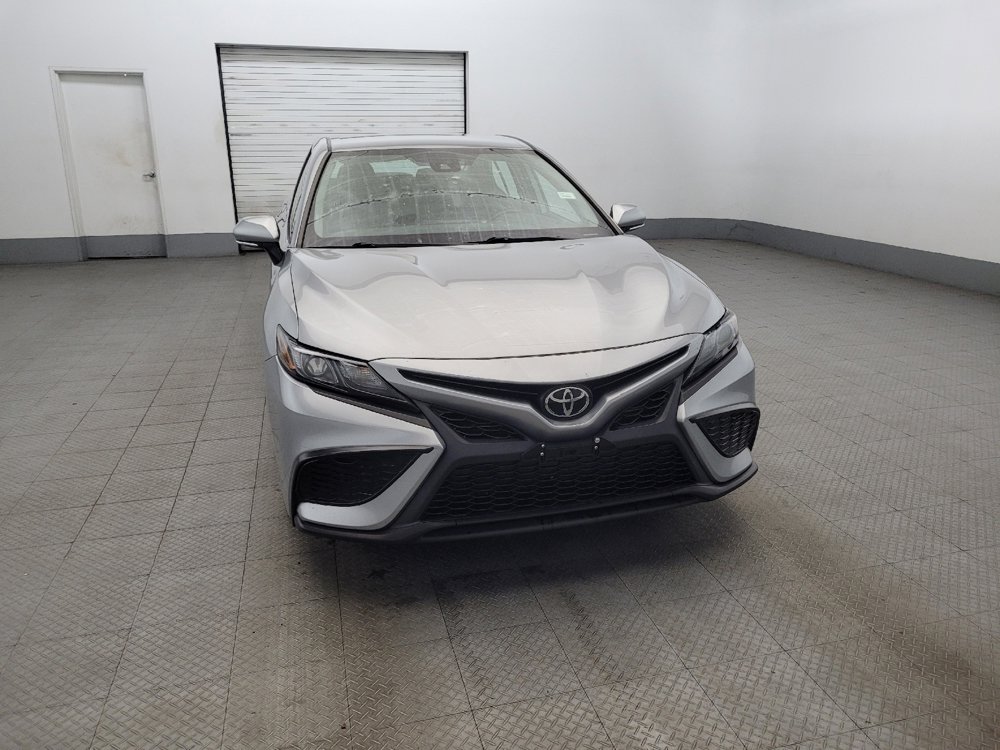 Used 2022 Toyota Camry SE image 14