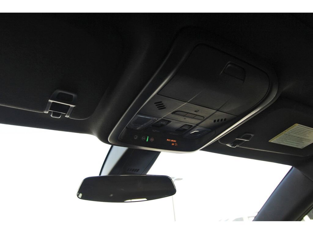 New 2025 Cadillac XT6 Luxury AWD/4WD image 22