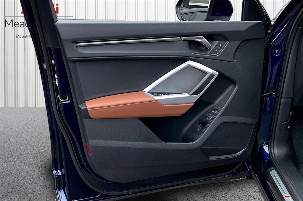 Used 2025 Audi Q3 2.0T Premium w/ Convenience Package image 20