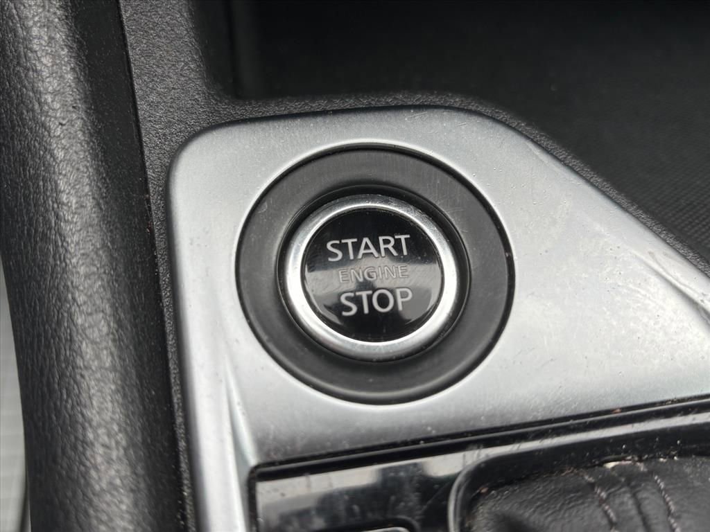 Used 2022 Nissan Sentra SV w/ Trunk Package image 17