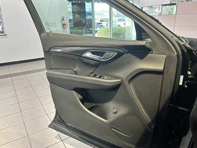 Certified 2022 Buick Envision Essence w/ Safety Package image 25