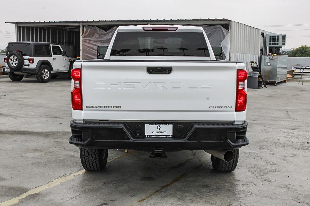 Used 2025 Chevrolet Silverado 2500 Custom w/ Custom Value Package AWD/4WD image 8