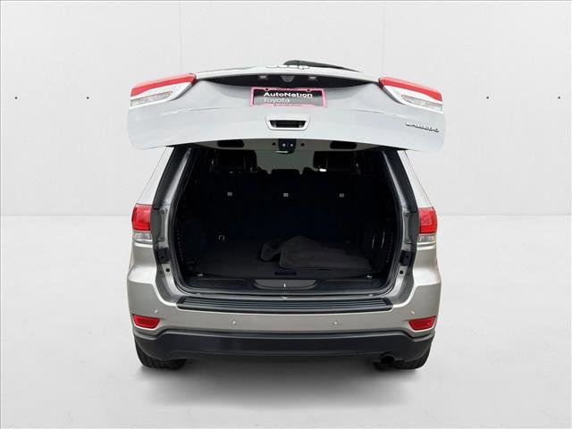 Used 2019 Jeep Grand Cherokee Laredo w/ Laredo X Package image 7