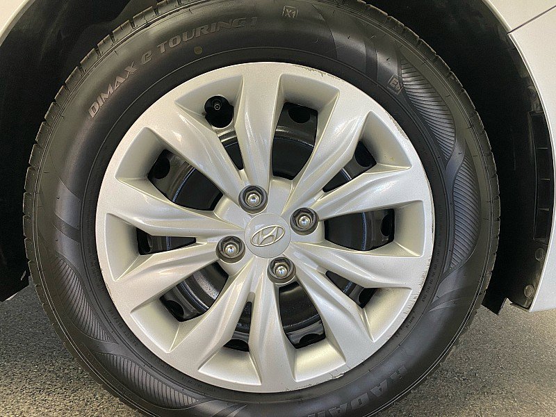 Used 2020 Hyundai Accent SE image 26