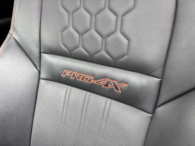 Used 2023 Nissan Frontier PRO-4X w/ Pro-4X Premium Package AWD/4WD image 23