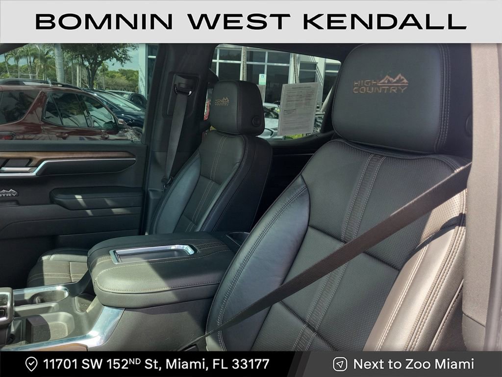 Used 2022 Chevrolet Silverado 1500 High Country w/ High Country Premium Package image 12