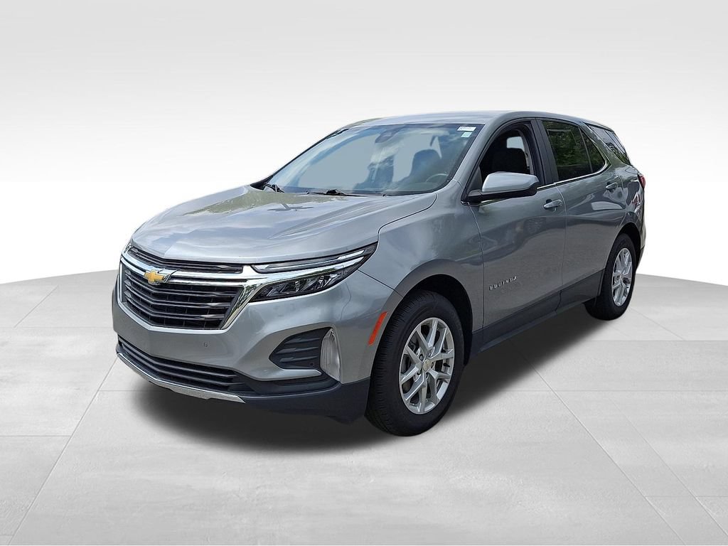 Used 2024 Chevrolet Equinox LT AWD/4WD image 3