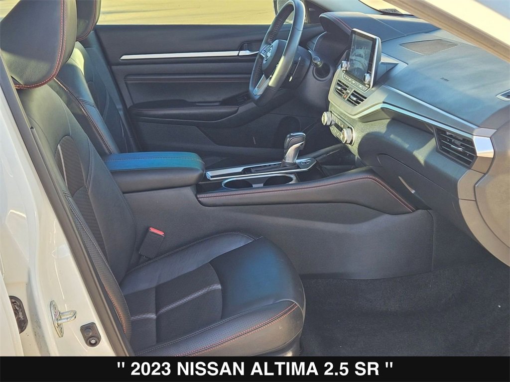 Used 2023 Nissan Altima 2.5 SR image 29