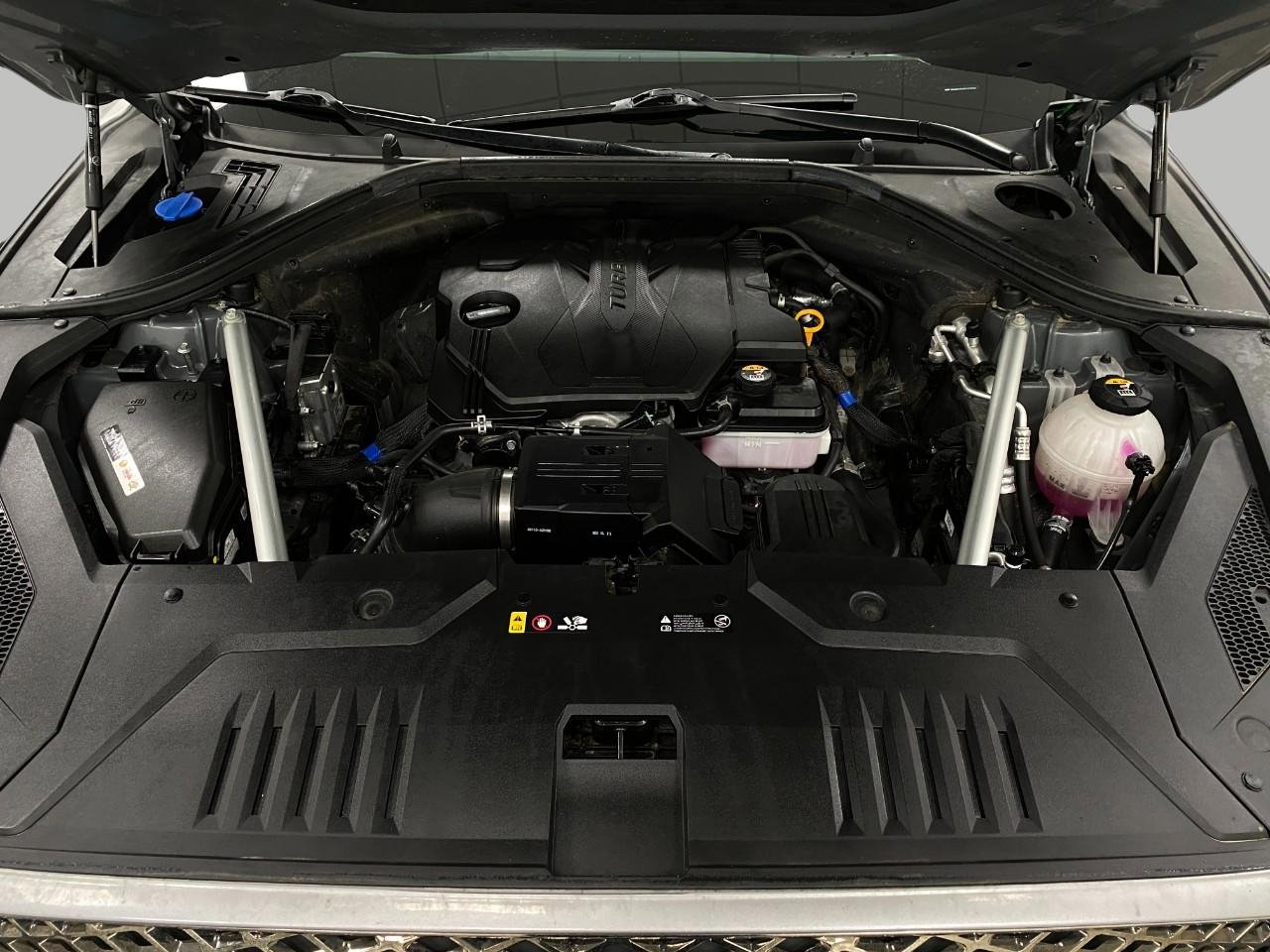 Used 2023 Genesis GV70 2.5T w/ Advanced Package image 11