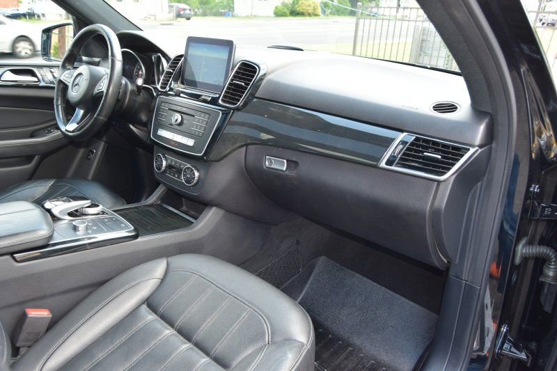 Used 2017 Mercedes-Benz GLE 350 4MATIC image 35