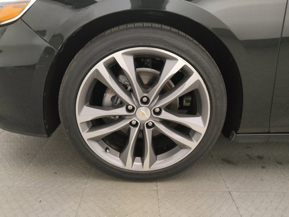 Used 2025 Chevrolet Malibu LT FWD image 31