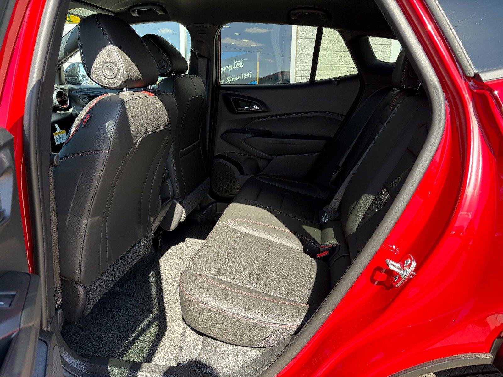 New 2026 Chevrolet Trax RS w/ Driver Confidence Package FWD image 18