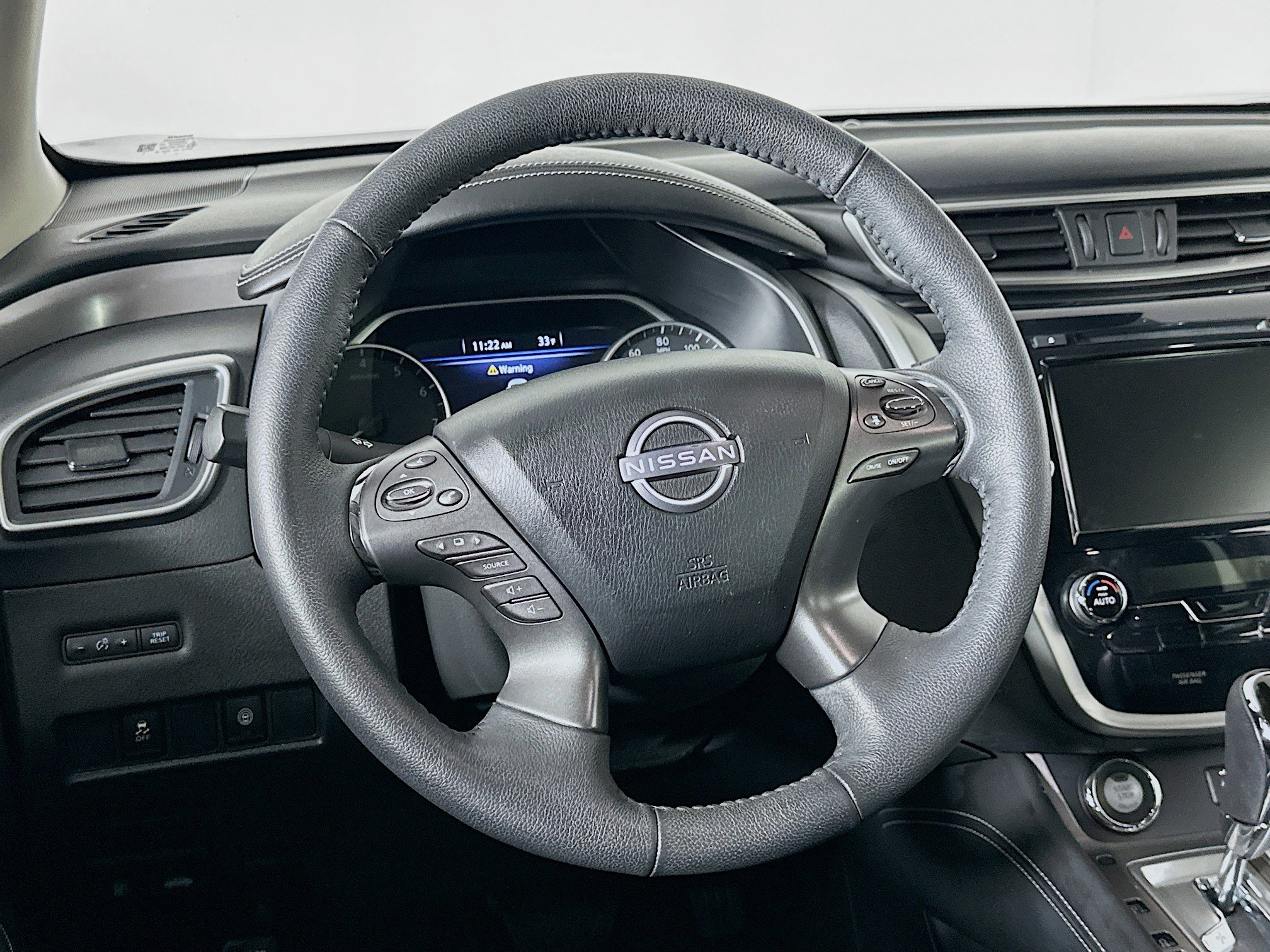 Used 2024 Nissan Murano SV w/ SV Midnight Edition Package image 18