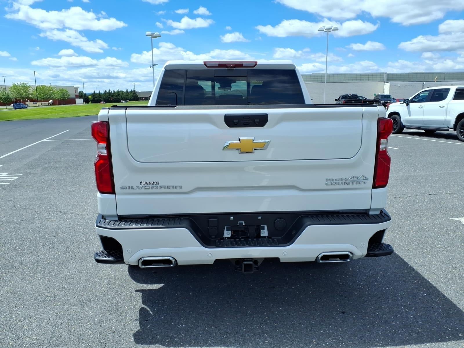 Used 2025 Chevrolet Silverado 1500 High Country AWD/4WD image 5