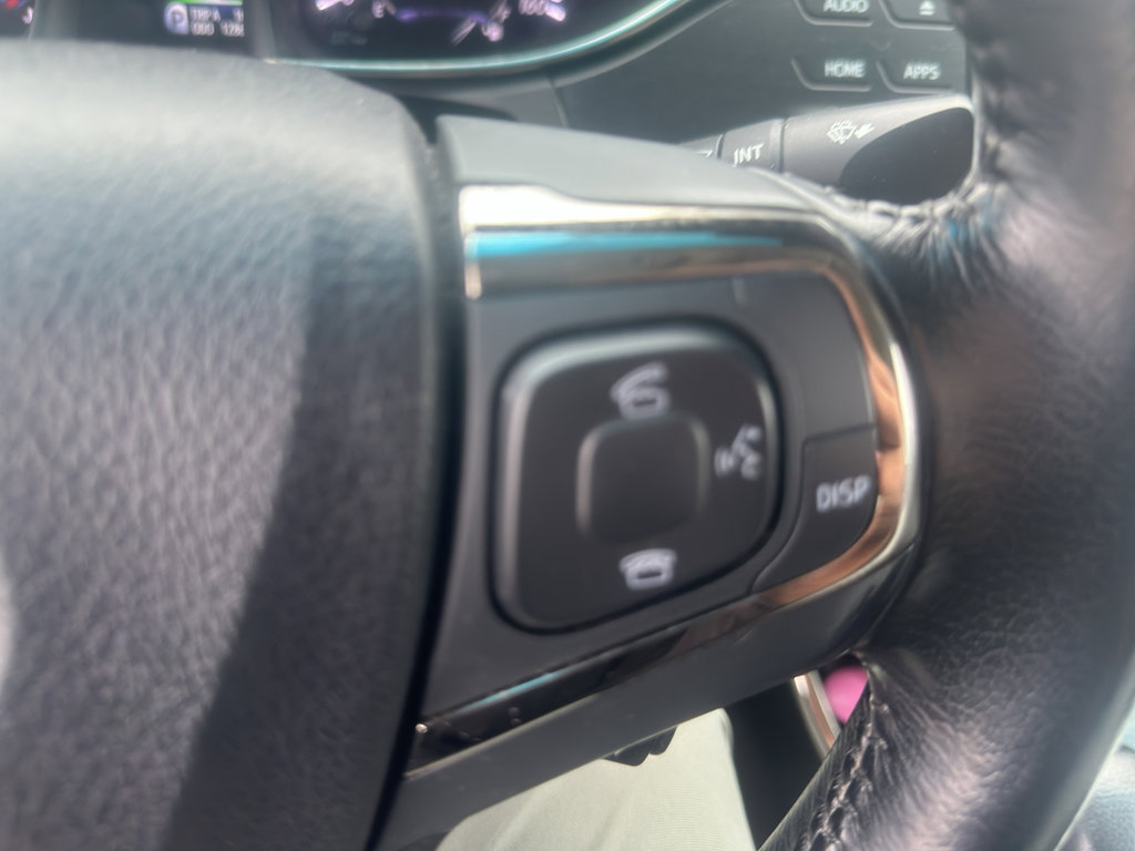 Used 2016 Toyota Avalon XLE Plus image 10