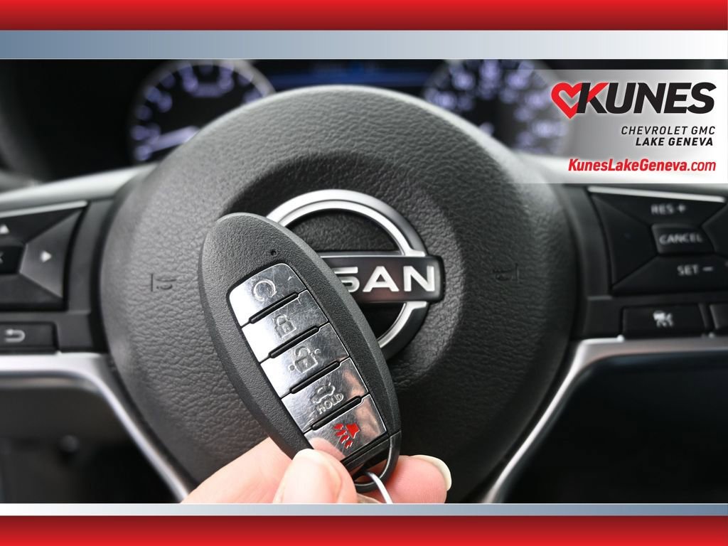 Used 2024 Nissan Sentra SV image 33