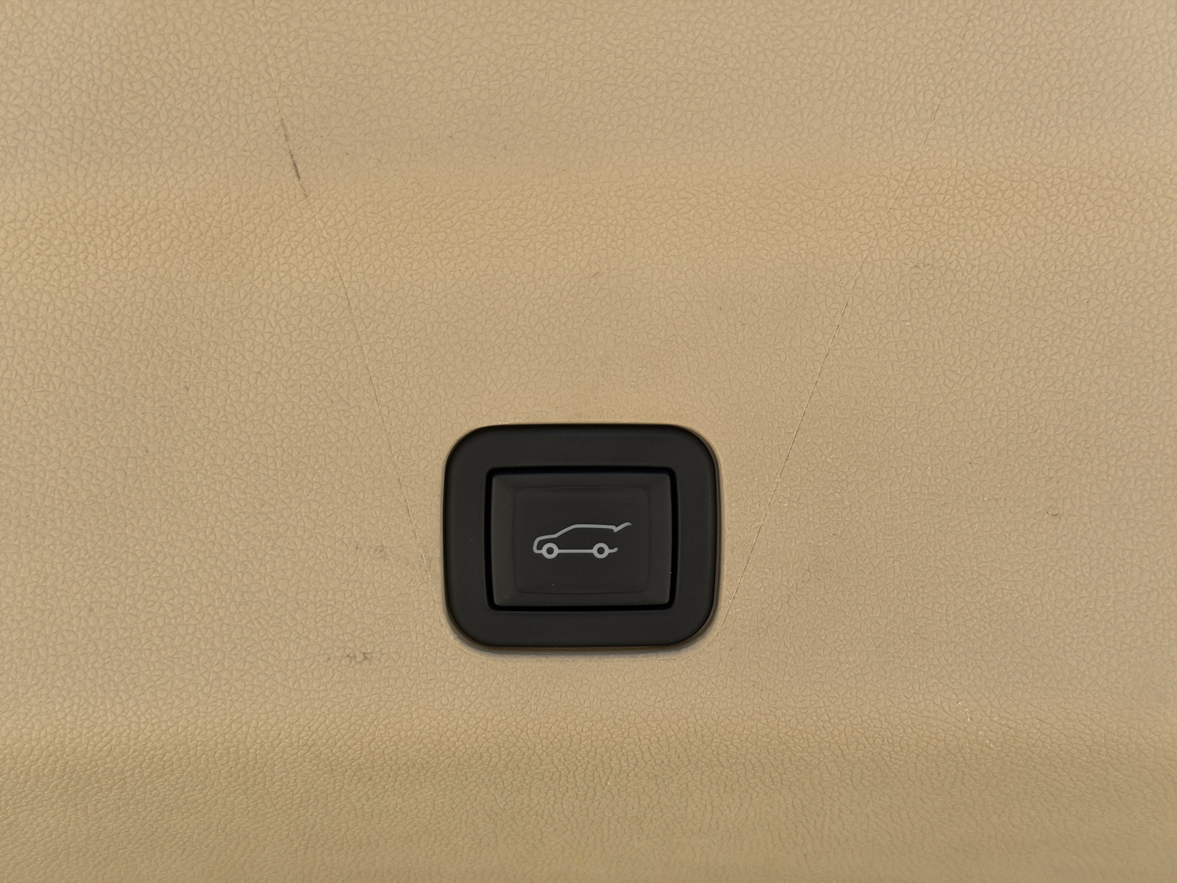Certified 2023 Cadillac Escalade Premium Luxury AWD/4WD image 11