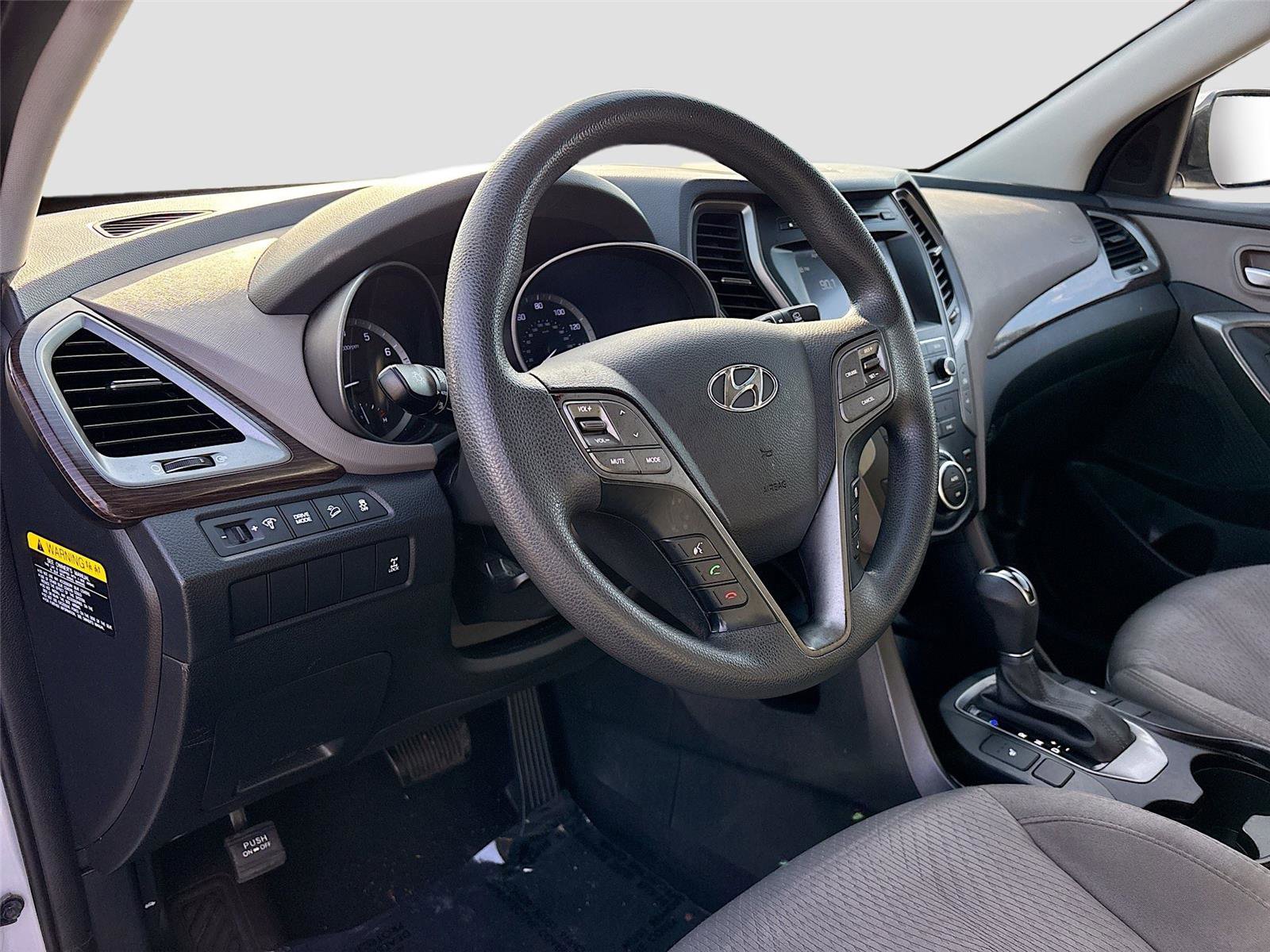 Used 2018 Hyundai Santa Fe Sport w/ 2.4L Value Package 02 AWD/4WD image 9