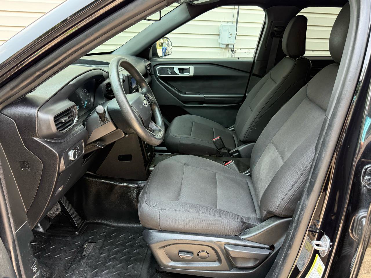 Used 2021 Ford Explorer 4WD Police Interceptor image 15