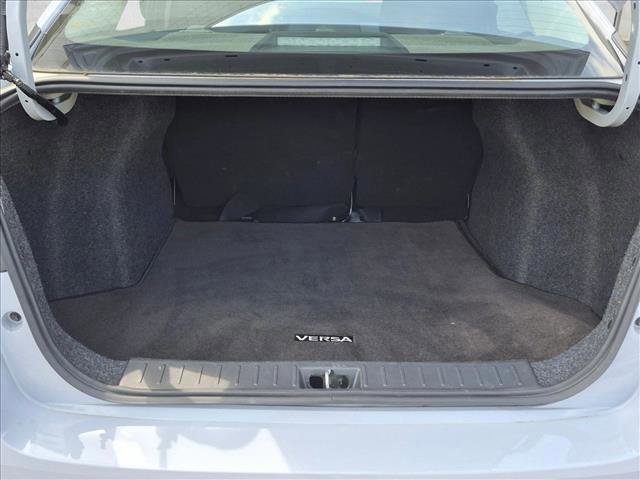 Used 2024 Nissan Versa SV FWD image 6