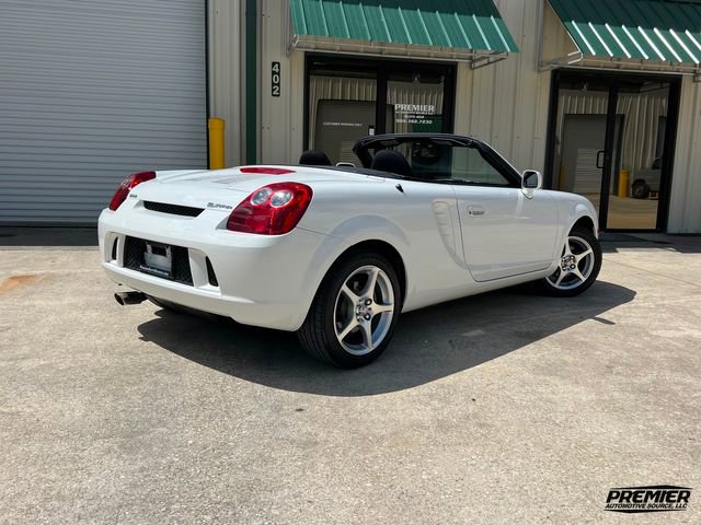 Used 2003 Toyota MR2 Spyder image 4
