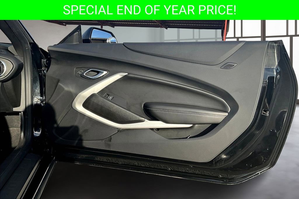 Used 2021 Chevrolet Camaro LT w/ RS Package image 25