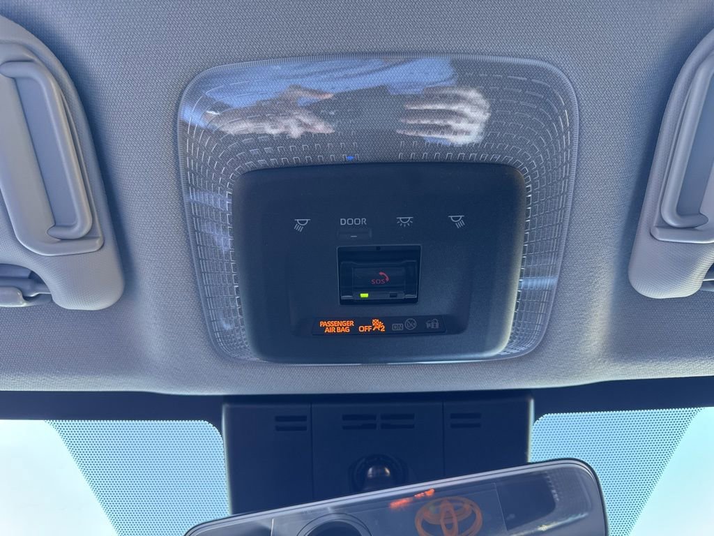 New 2026 Toyota Prius LE image 24