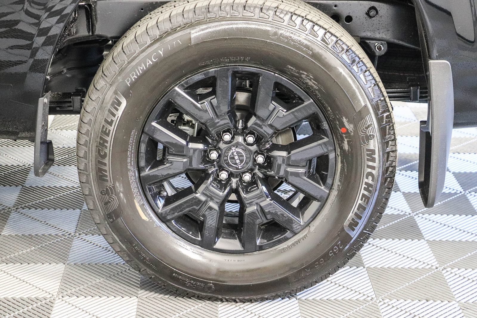 New 2027 Nissan Frontier SV w/ Tow Package RWD image 12