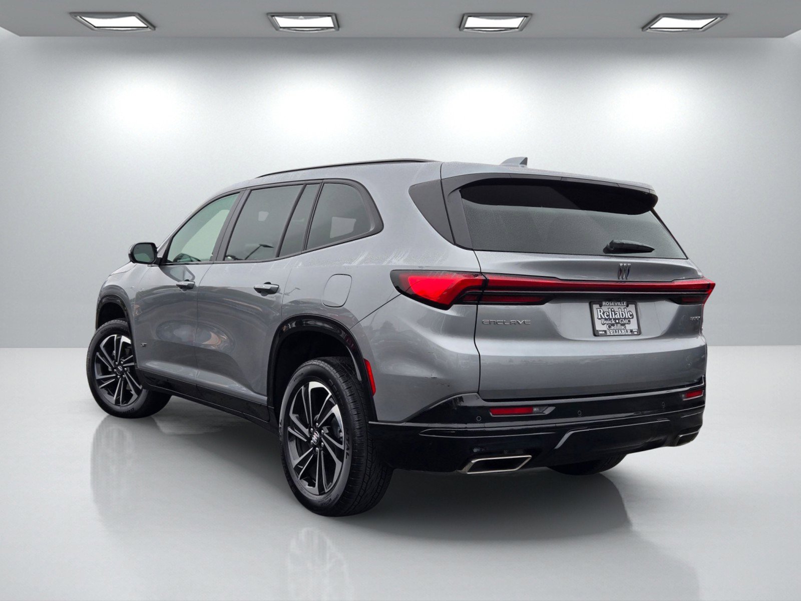 Certified 2025 Buick Enclave Sport Touring image 6