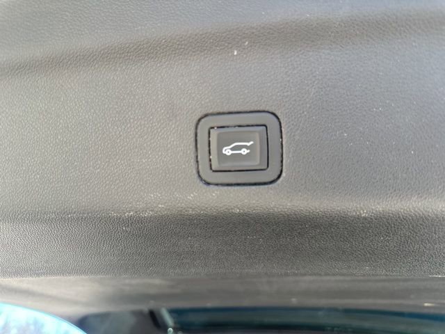 Certified 2025 Cadillac Escalade Sport w/ Touring Package image 33