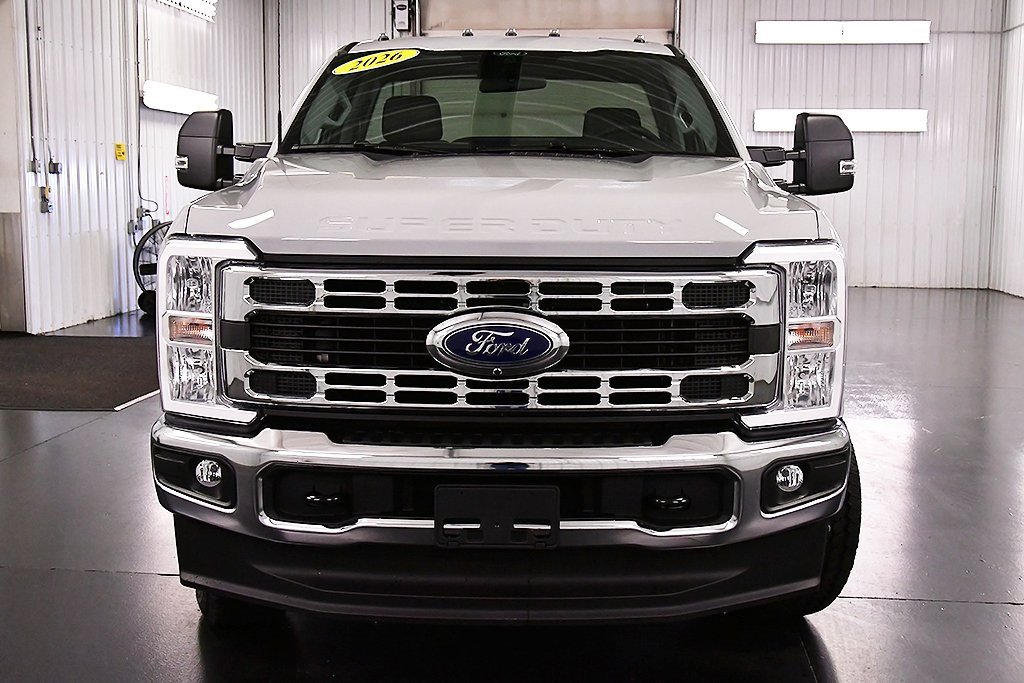 New 2026 Ford F350 XLT image 2