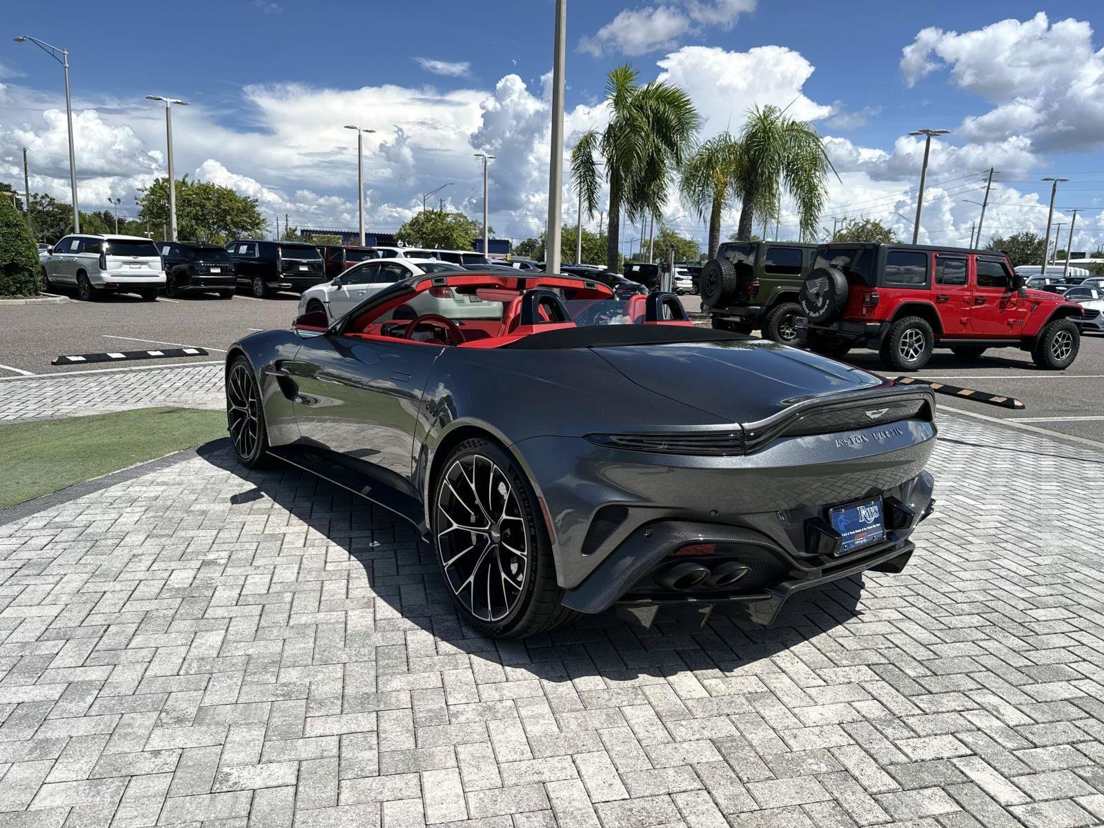 Used 2026 Aston Martin V8 Vantage Coupe RWD image 4
