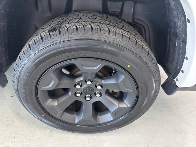 Used 2025 RAM 1500 Big Horn AWD/4WD image 9