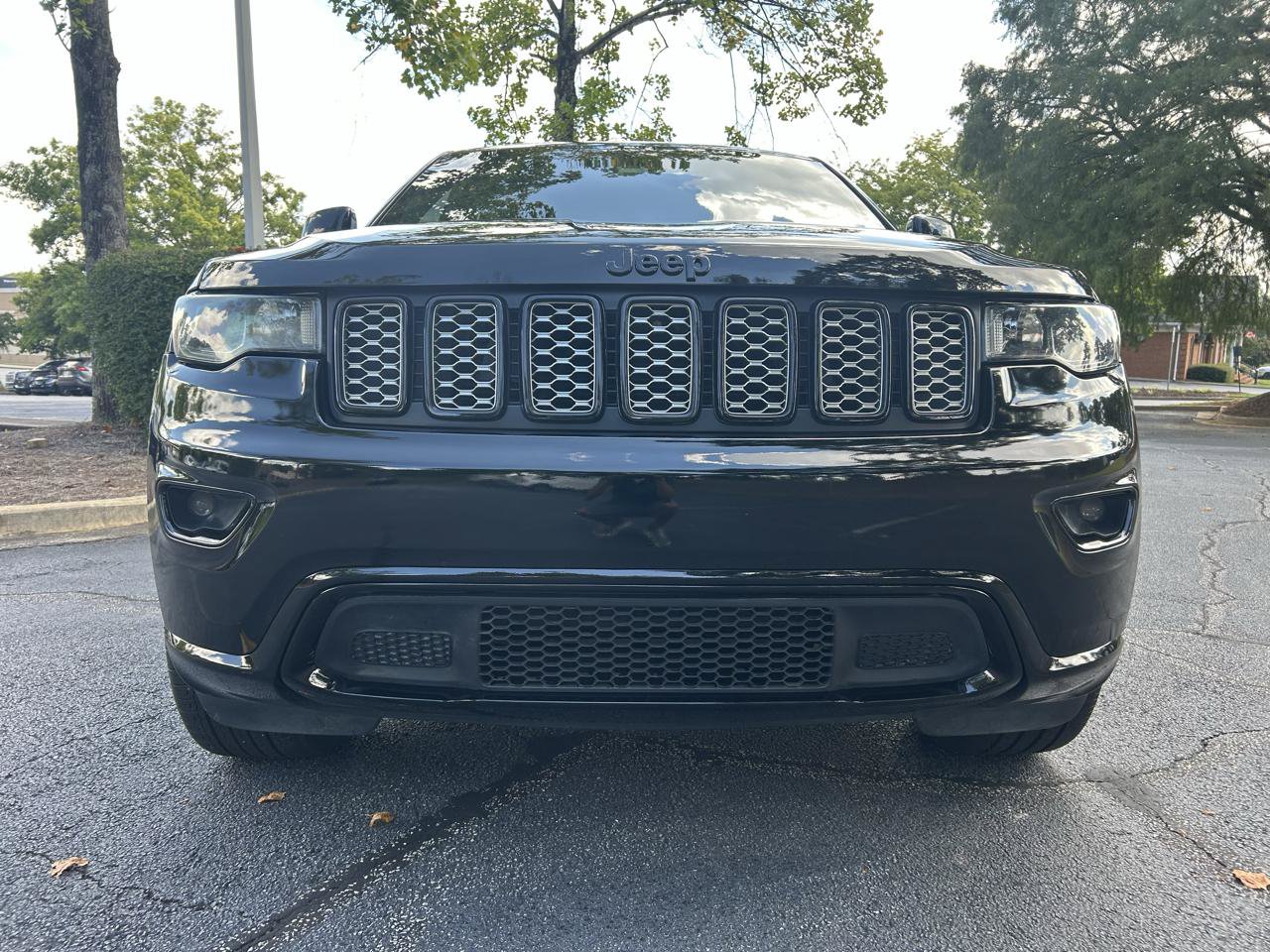 Used 2021 Jeep Grand Cherokee Laredo X AWD/4WD image 9