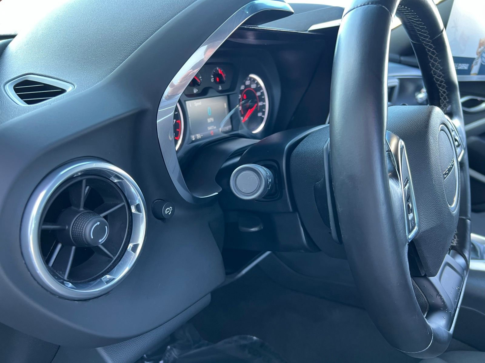 Used 2018 Chevrolet Camaro LT w/ RS Package image 22