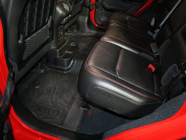 Used 2021 Jeep Wrangler Unlimited Rubicon image 29