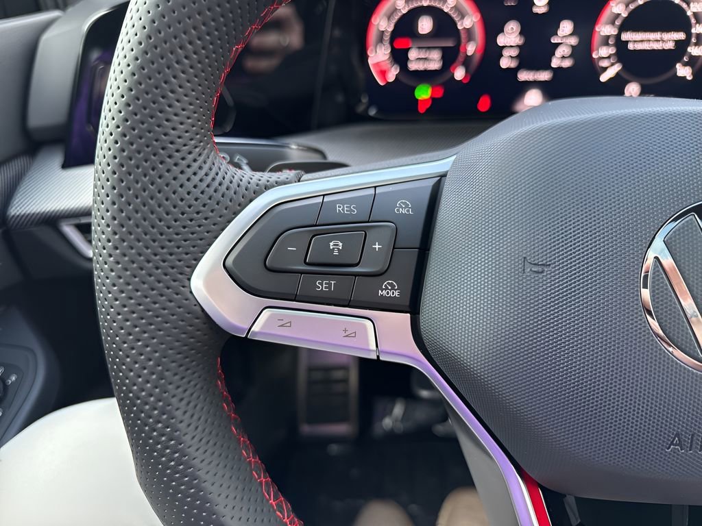 New 2026 Volkswagen GTI SE image 19