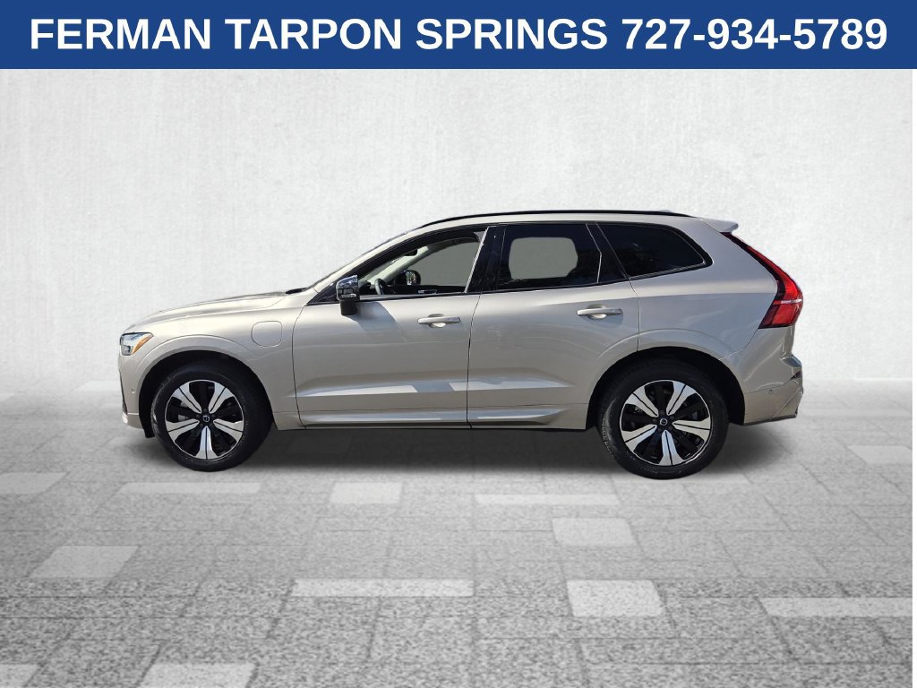 Certified 2024 Volvo XC60 T8 Plus w/ Protection Package Premier AWD/4WD image 5