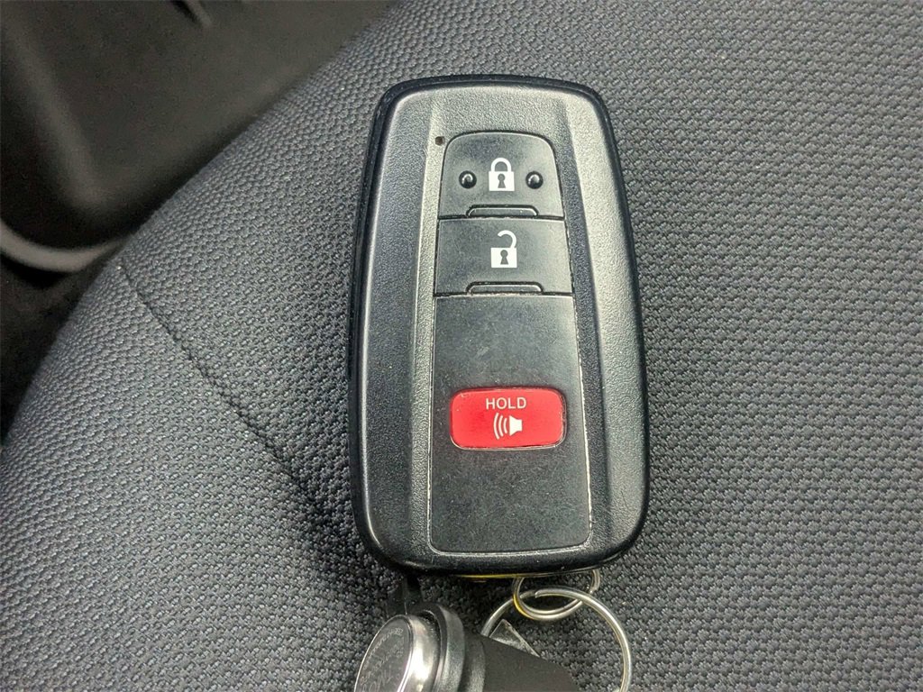 Used 2020 Toyota Corolla SE image 30