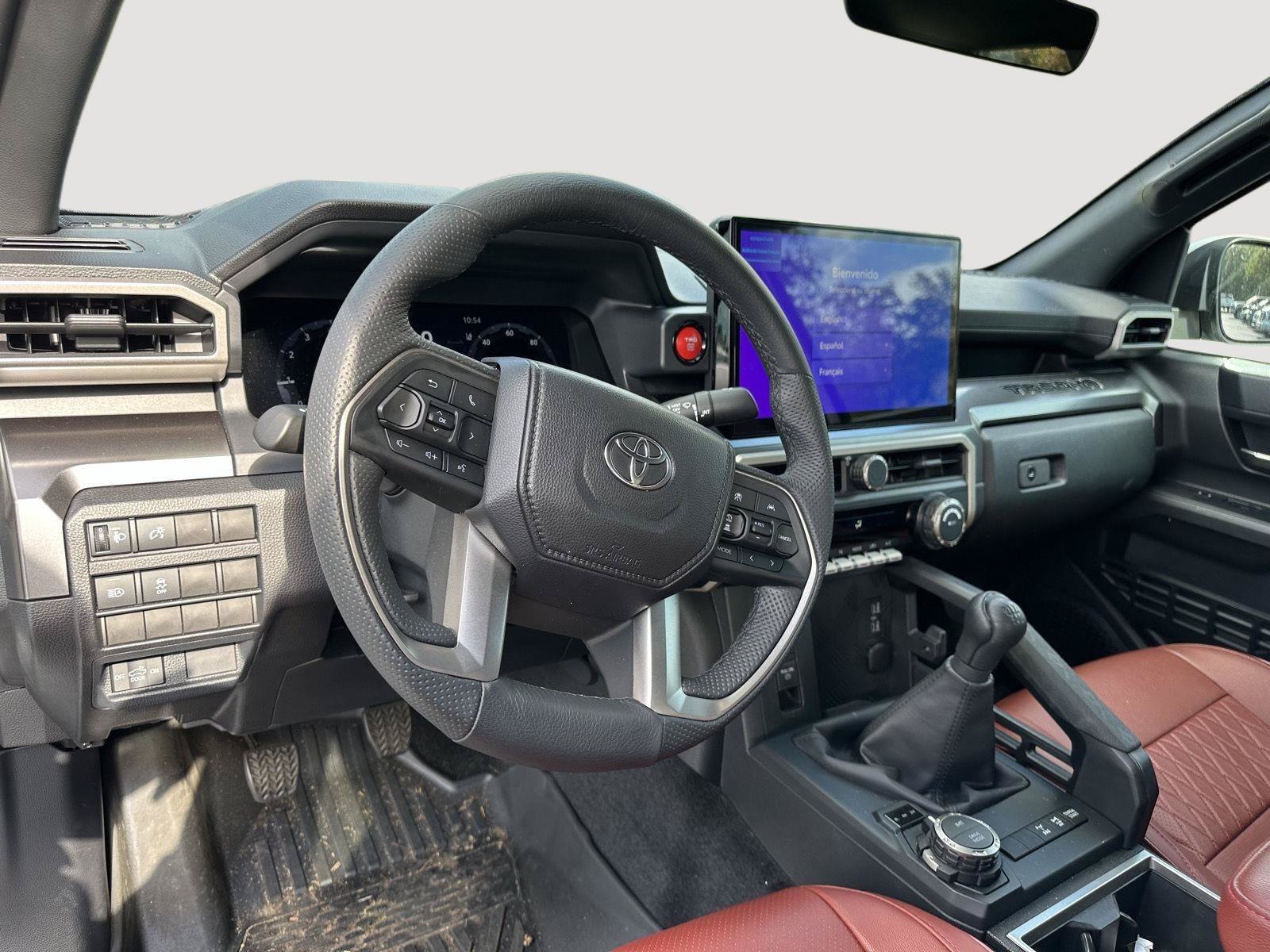 Used 2025 Toyota Tacoma TRD Off-Road AWD/4WD image 10