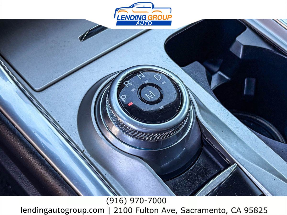 Used 2021 Ford Explorer Limited w/ Class III Trailer Tow Package RWD image 19