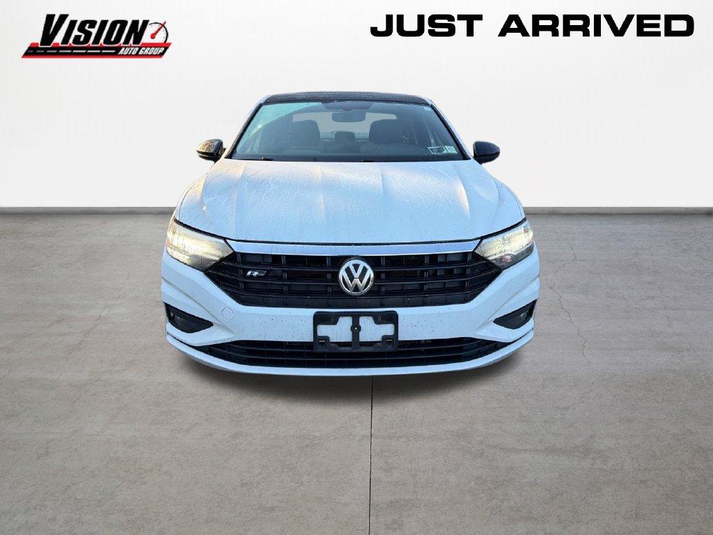 Used 2020 Volkswagen Jetta R-Line w/ R-Line Cold Weather Package FWD image 2